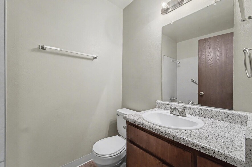 More Photos Of 1574 - 1576 Heather Dr, Yuba City Apartments For Sale