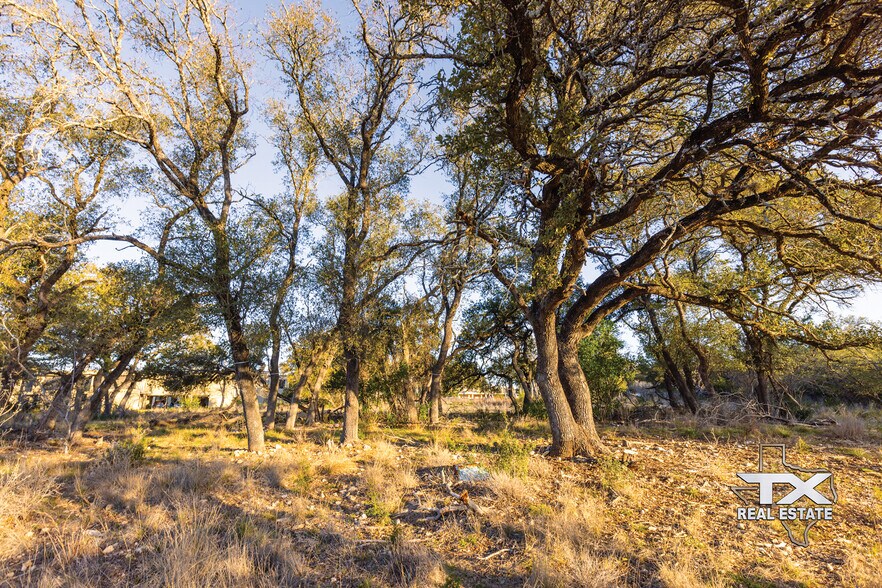 More Photos Of 5803 Circulo dr, Lago Vista Land For Sale