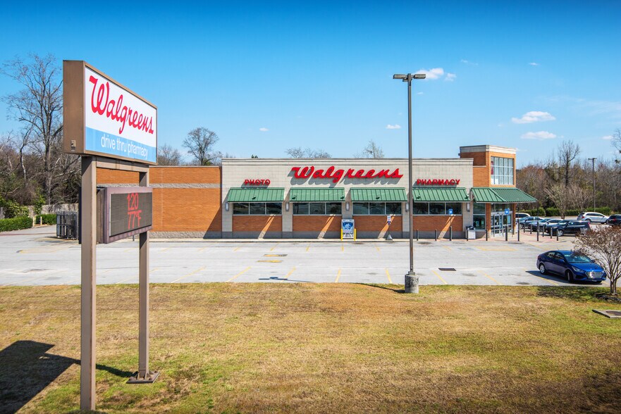 1005 S Governor Williams Hwy, Darlington, SC 29532 Freestanding For