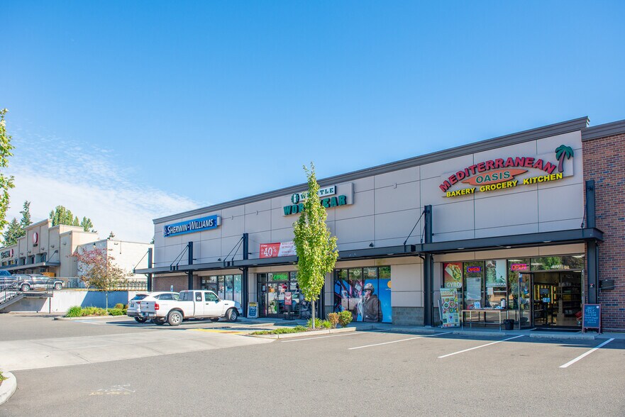More Photos Of 15252 Aurora Ave N, Seattle General Retail For Lease