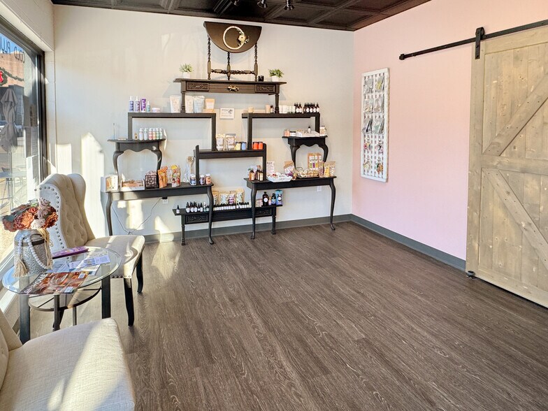 More Photos Of 10 Lafayette St, Washington Storefront Retail Office For Sale