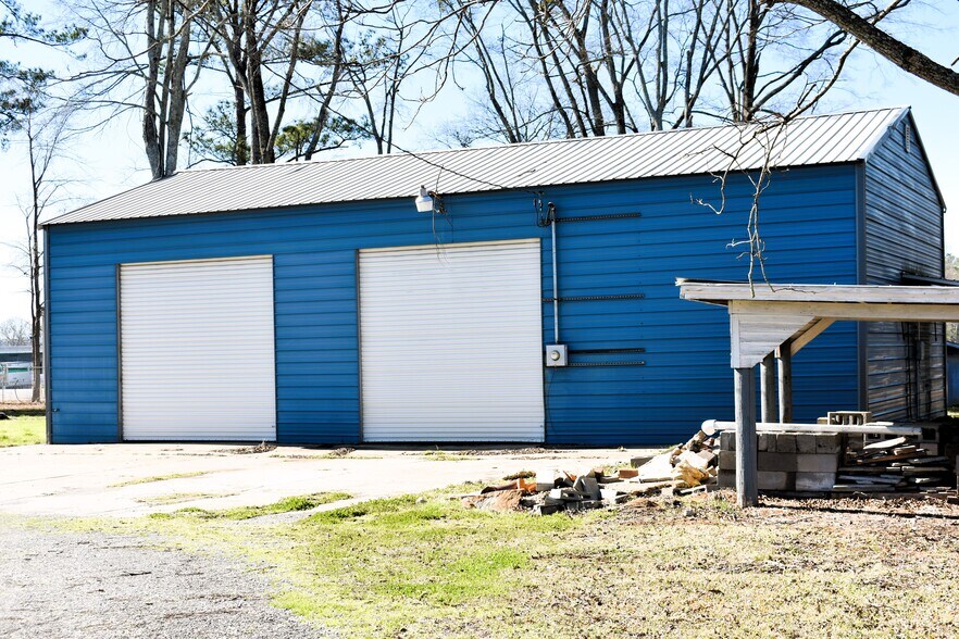 More Photos Of 7050 Mobile Hwy, Montgomery Industrial For Sale