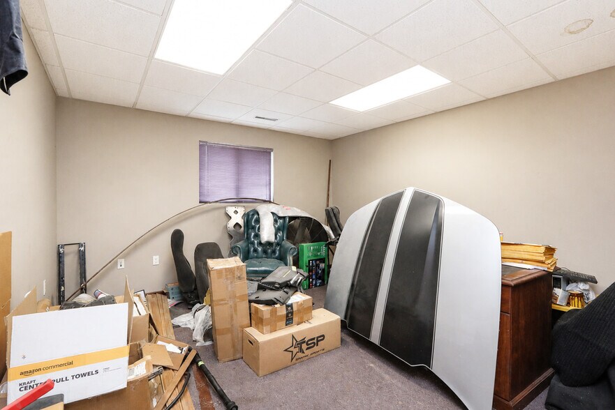 More Photos Of 235 Garfield St, Carlisle Warehouse For Sale