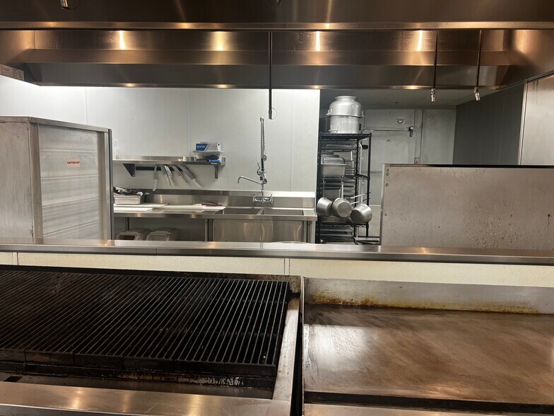 More Photos Of 2132 Sidney Baker St, Kerrville Land For Sale