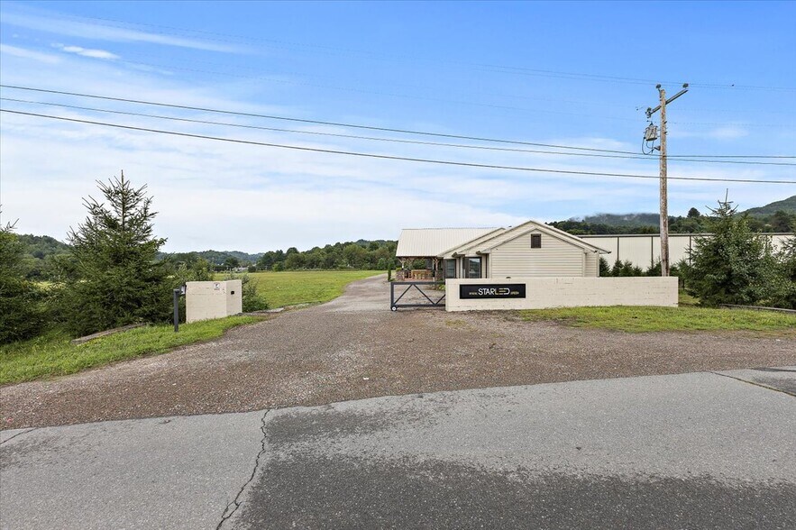 More Photos Of 241 Industrial Park Rd, Mountain City Warehouse For Sale