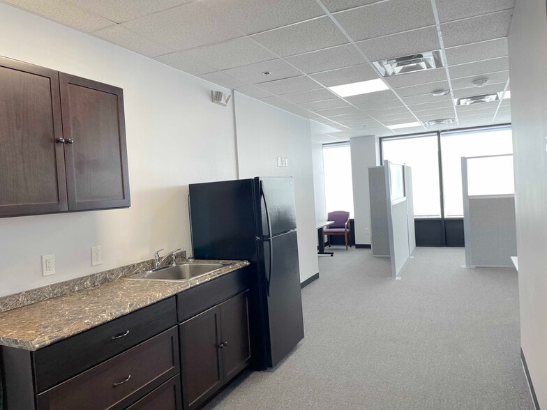 More Photos Of 645 S Custer Rd, Allen Medical For Lease
