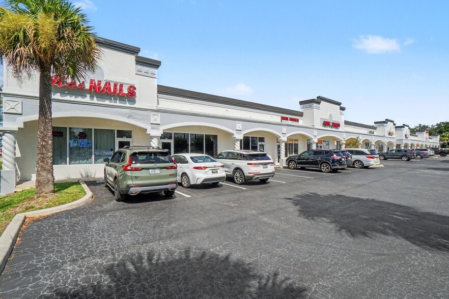 More Photos Of 3028 Santa Barbara Blvd, Cape Coral Unknown For Lease
