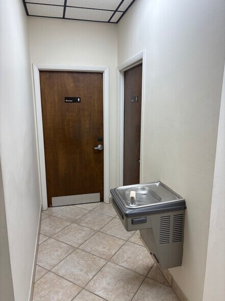 More Photos Of 2290 S Volusia Ave, Orange City Storefront Retail Office For Sale