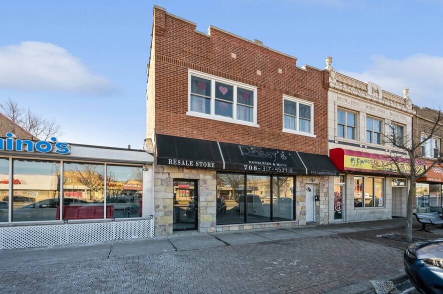 More Photos Of 6615 Cermak Rd, Berwyn Storefront Retail Residential For Sale