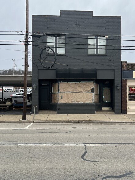 Primary Photo Of 924 4th Ave, Coraopolis Storefront Retail Residential For Lease