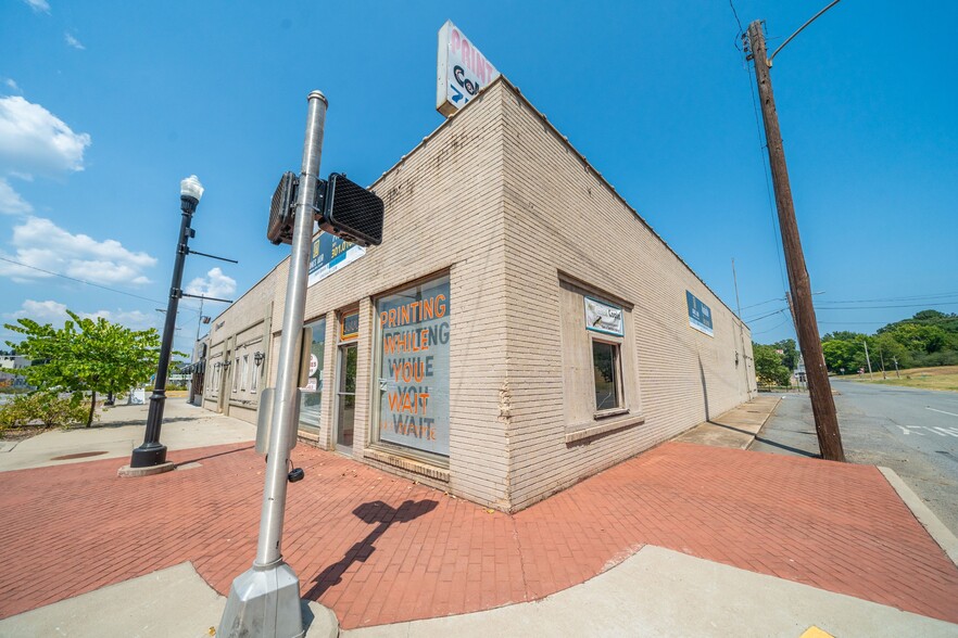 More Photos Of 3306-3308 Pike Ave, North Little Rock Storefront For Sale