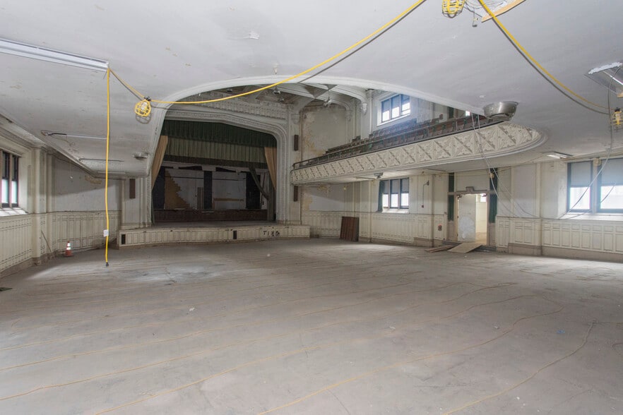 More Photos Of 220 S 47th St, Philadelphia Apartments For Lease