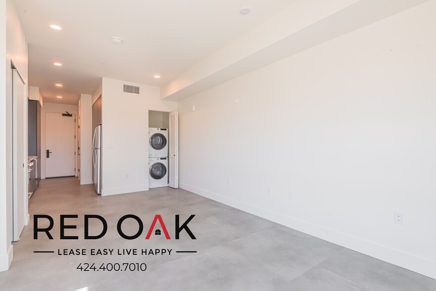More Photos Of 3450 W 43rd St, Los Angeles Apartments For Lease