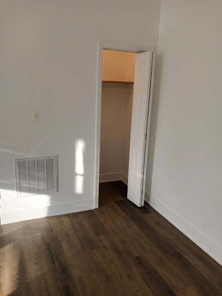 More Photos Of 1256 S Independence Blvd, Chicago Apartments For Sale
