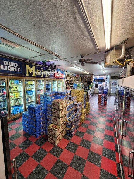 More Photos Of 365 Worth st, Center General Retail For Sale