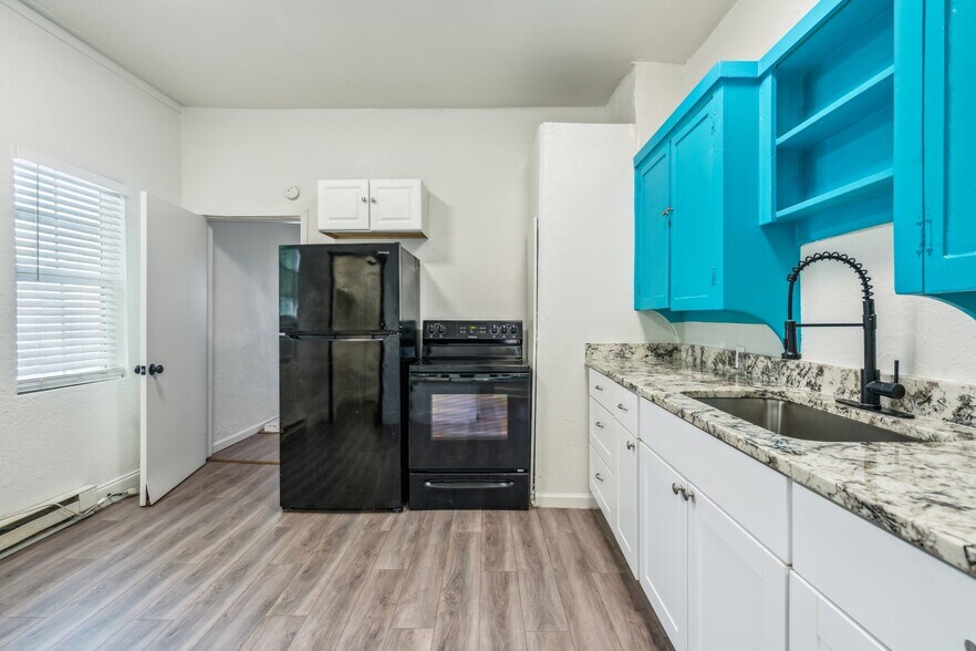 More Photos Of 2123 W Park Pl, Oklahoma City Specialty For Sale