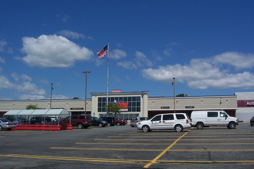 More Photos Of 505 Schutt Rd, Middletown General Retail For Lease