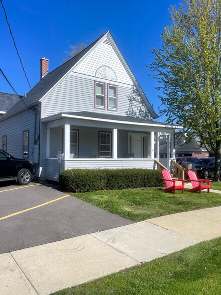 More Photos Of , Batavia Unknown For Sale