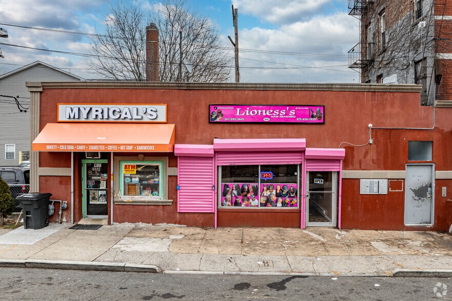 More Photos Of 95 16th Ave, Newark Storefront Retail Residential For Lease
