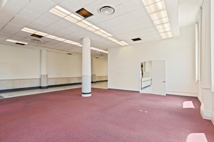 More Photos Of 2411 Santa Clara Ave, Alameda Bank For Lease