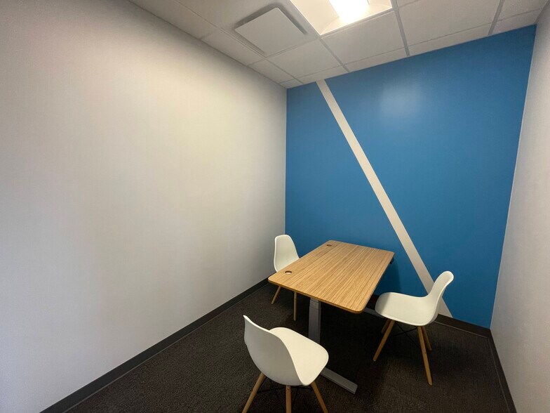 More Photos Of 8611 N Mo Pac Expy, Austin Medical For Lease