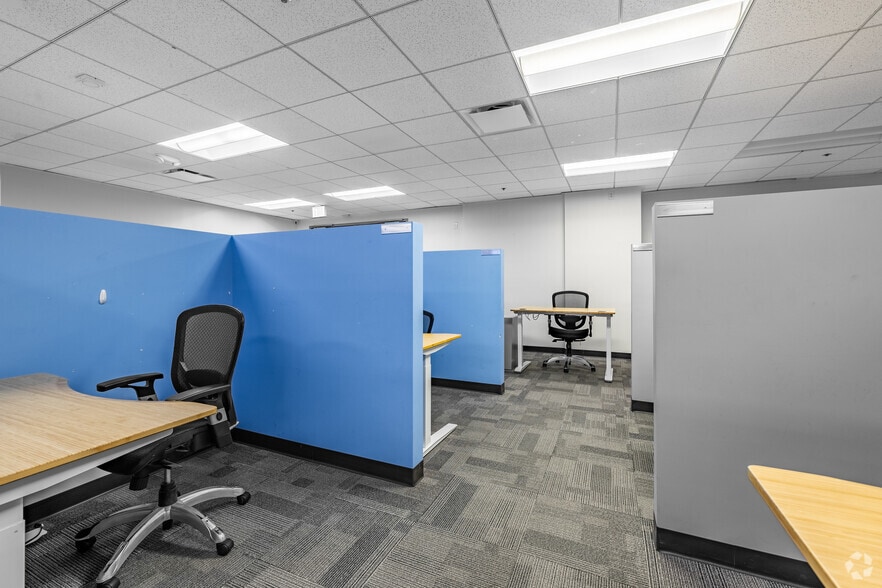 More Photos Of 5805 Sepulveda Blvd, Sherman Oaks Office For Lease