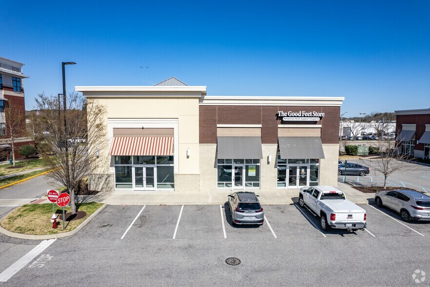 More Photos Of 12515 Jefferson Ave, Newport News Freestanding For Lease