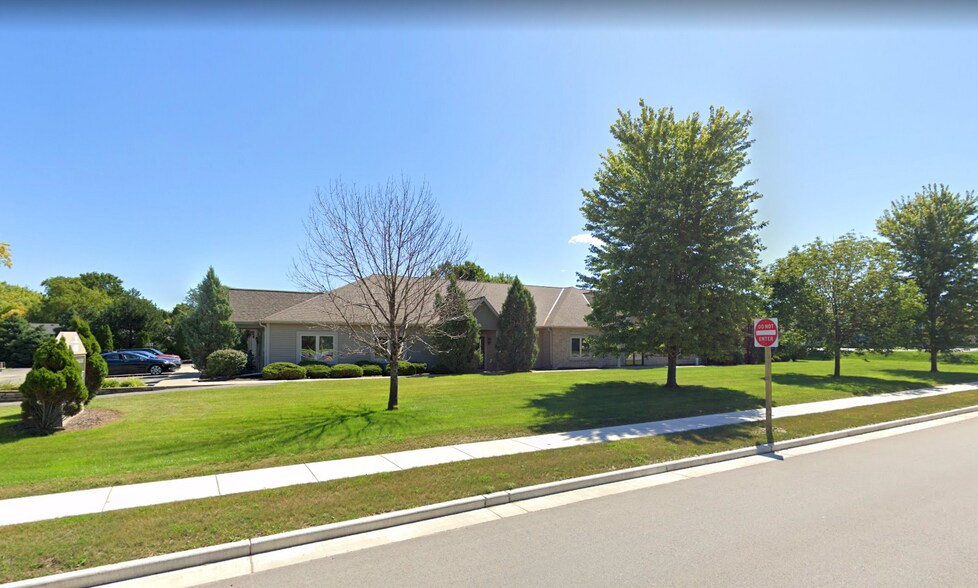 More Photos Of 6220 S 108th St, Hales Corners Office For Lease