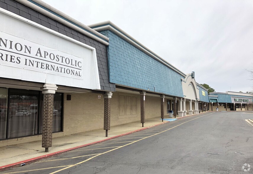 More Photos Of 21600 Great Mills Rd, Lexington Park Freestanding For Lease