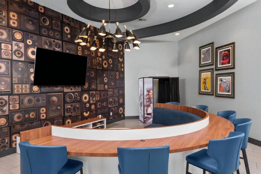 More Photos Of 9750 Peace Way, Las Vegas Apartments For Sale