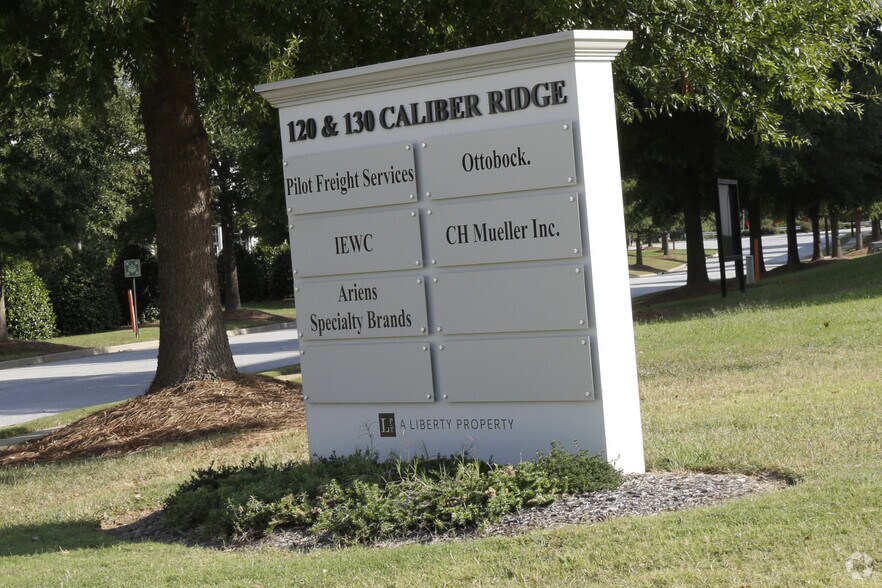 More Photos Of 130 Caliber Ridge Dr, Greer Warehouse For Lease