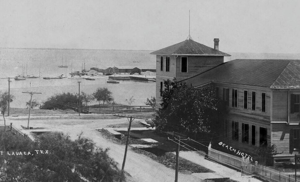 More Photos Of 101 S Commerce St, Port Lavaca Hotel For Sale