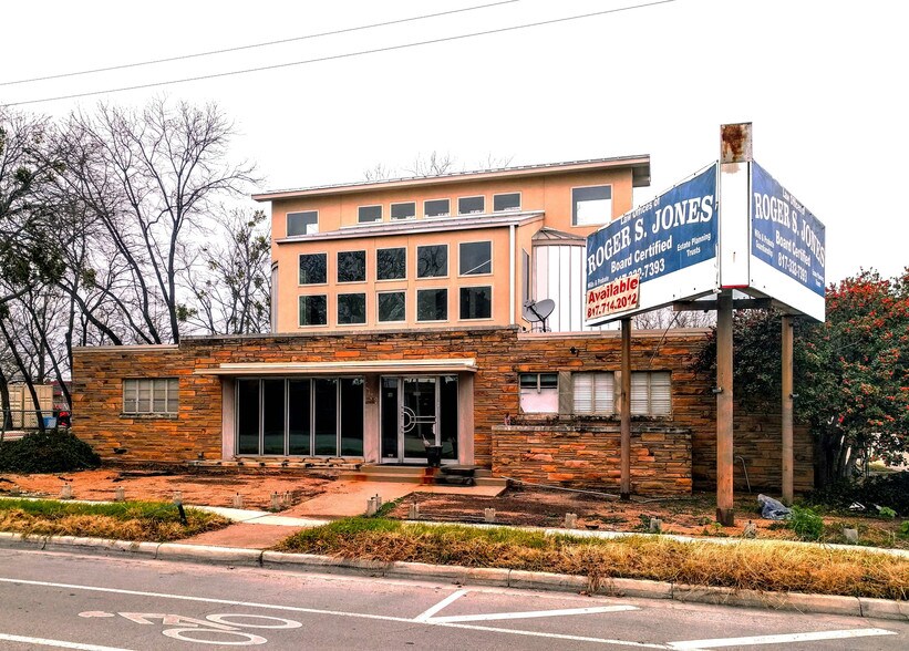 More Photos Of 1100 Pennsylvania Ave, Fort Worth Medical For Sale