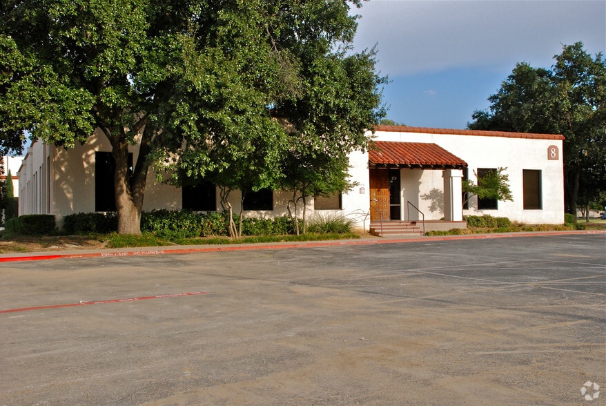 More Photos Of 3501 N Macarthur Blvd, Irving Medical For Sale