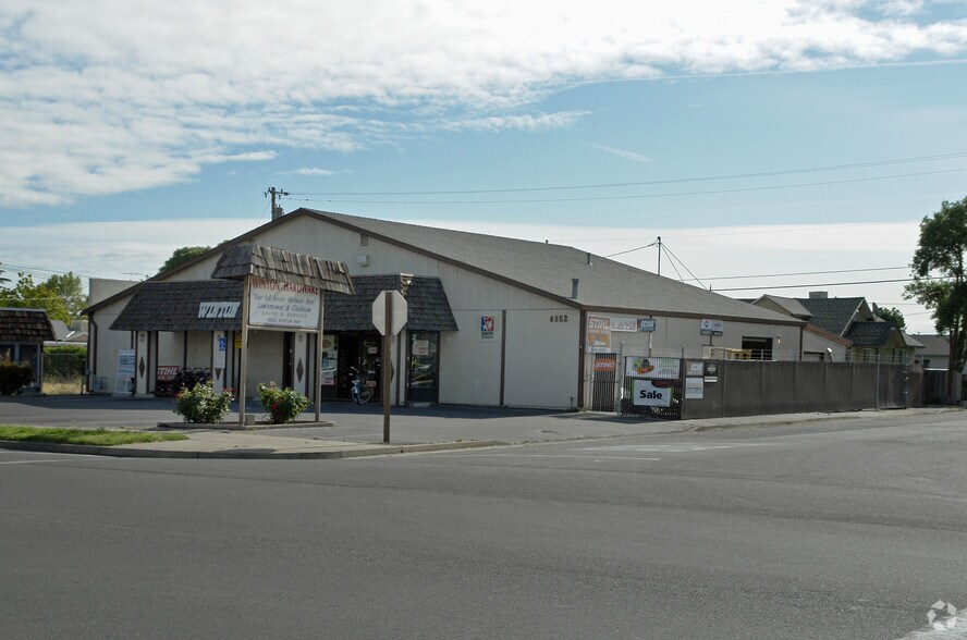 More Photos Of 6852 N Winton Way, Winton Freestanding For Sale