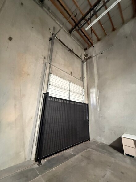 More Photos Of 15823 W Monte St, Sylmar Warehouse For Sale