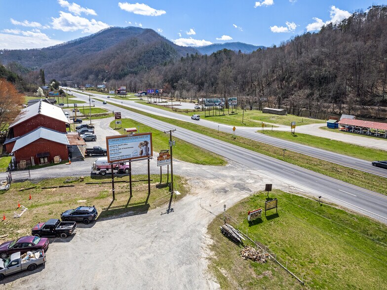 More Photos Of 5262 US Highway 74 W, Whittier Storefront Retail Residential For Sale