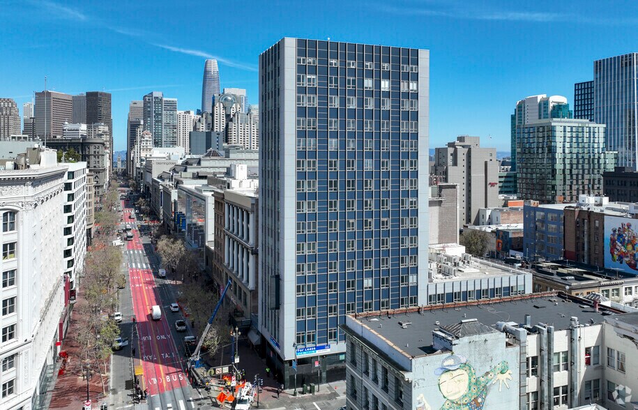 More Photos Of 995 Market St, San Francisco Coworking Space