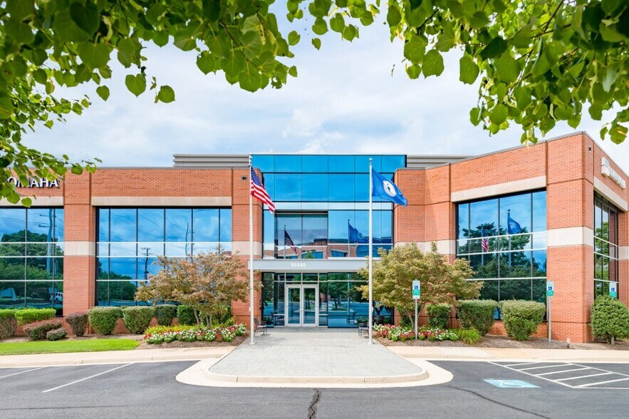 Primary Photo Of 10440 Balls Ford Rd, Manassas Office For Lease