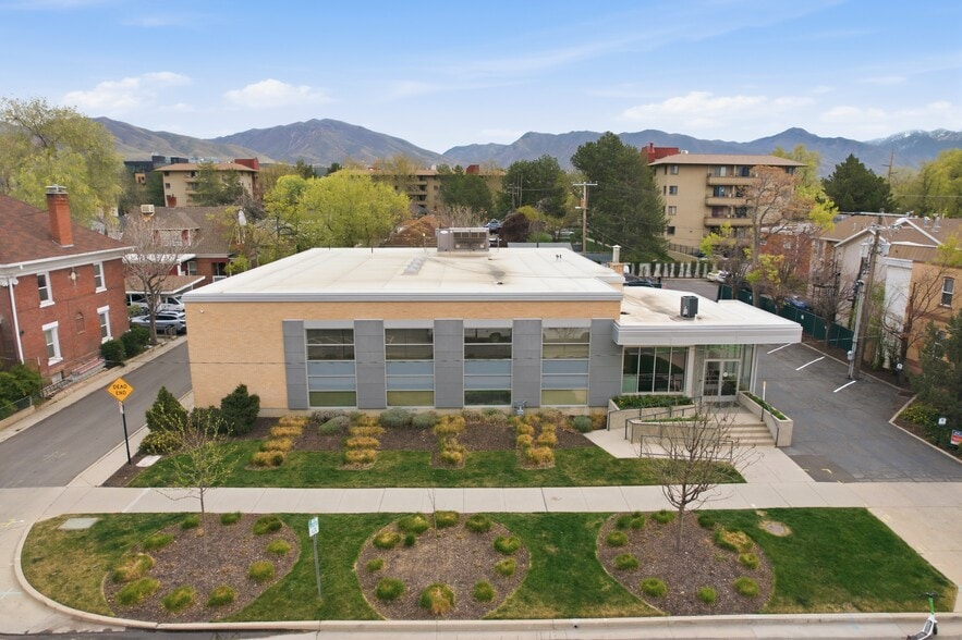 More Photos Of 555 S 300 E, Salt Lake City Office For Sale