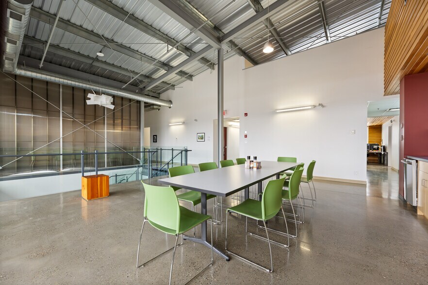 More Photos Of 261211 Wagon Wheel Way, Rocky View No 44 Light Manufacturing For Sale