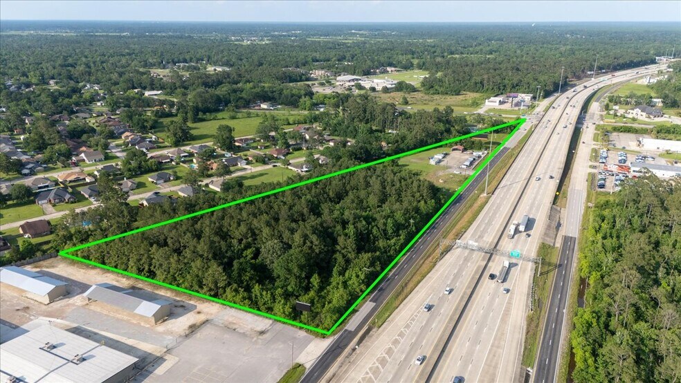 More Photos Of 4450 Lutcher Dr, Orange Land For Sale