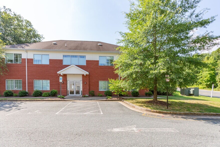 Primary Photo Of 12 PGA Dr, Stafford Medical For Lease