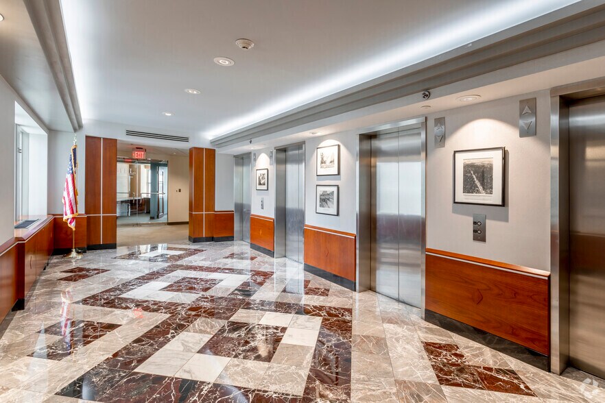 More Photos Of 1350 Connecticut Ave NW, Washington Office For Lease