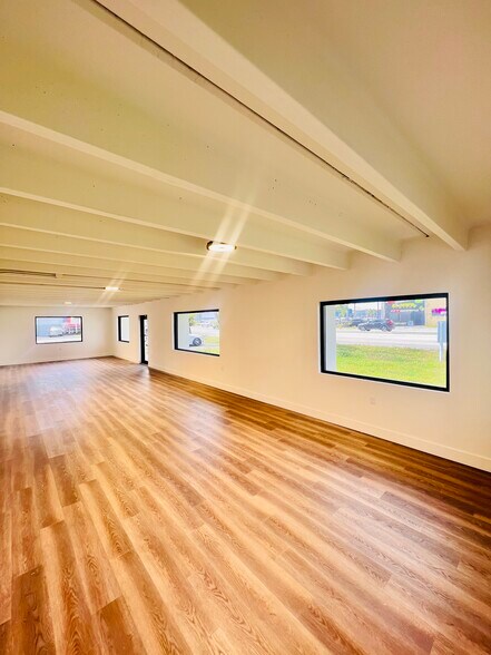 More Photos Of 4301 NW 72nd Ave, Miami Warehouse For Lease