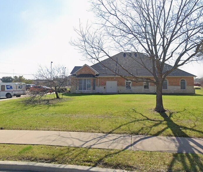 More Photos Of 3325 Premier Dr, Plano Medical For Sale