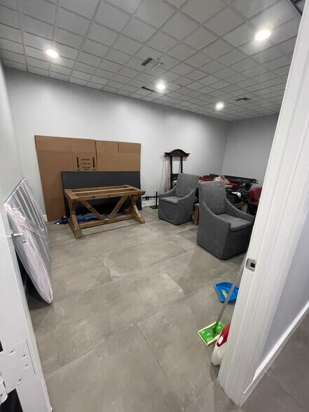 More Photos Of 416 SE Flamingo Ave, Stuart Medical For Sale