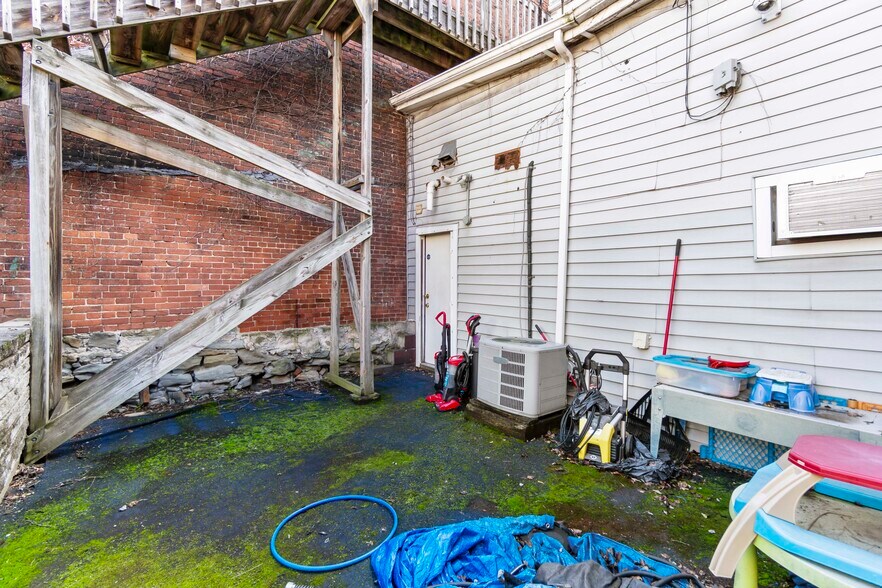 More Photos Of 705 E Warrington Ave, Pittsburgh Office Residential For Sale