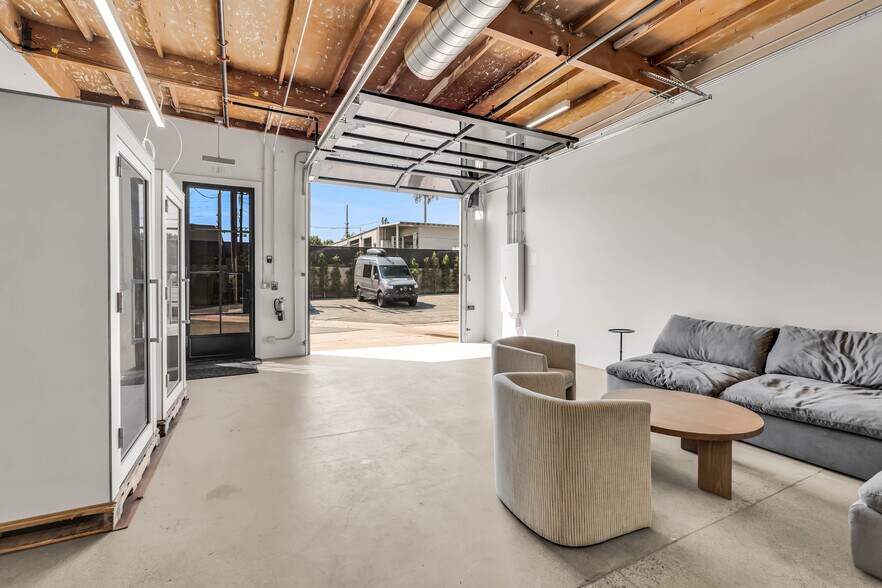 More Photos Of 769-791 Newton Way, Costa Mesa Showroom For Lease