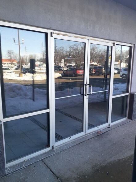 More Photos Of 1333 Central Park Dr, O'Fallon Unknown For Lease